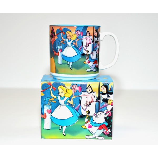 Vintage Classic Alice in Wonderland mug